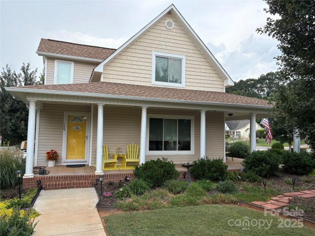 139 Valencia Lane sold home in Olde Statesville, Statesville, NC