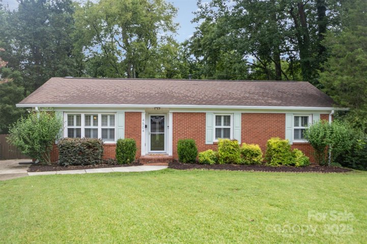 4504 Rockford Court sold home in Collins Park, Charlotte, NC