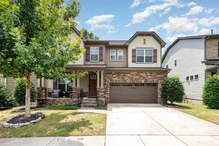 820 Pecan Tree Lane sold home in Oakland Pointe, Fort Mill, SC