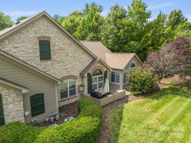 2459 Coltsview Lane sold home in Polo Club at Weddington, Matthews, NC