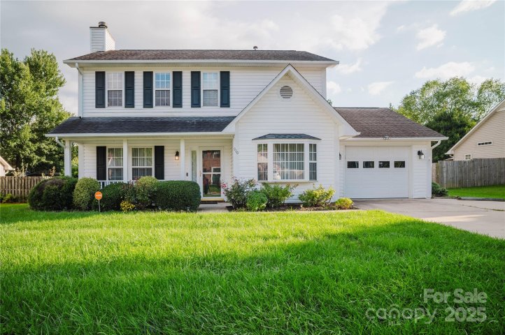 920 Woodhill Drive sold home in Southchase, Fletcher, NC