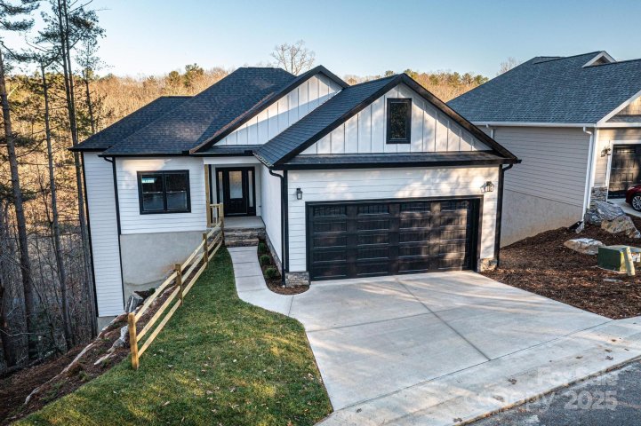 Homes in Parkview, Lenoir