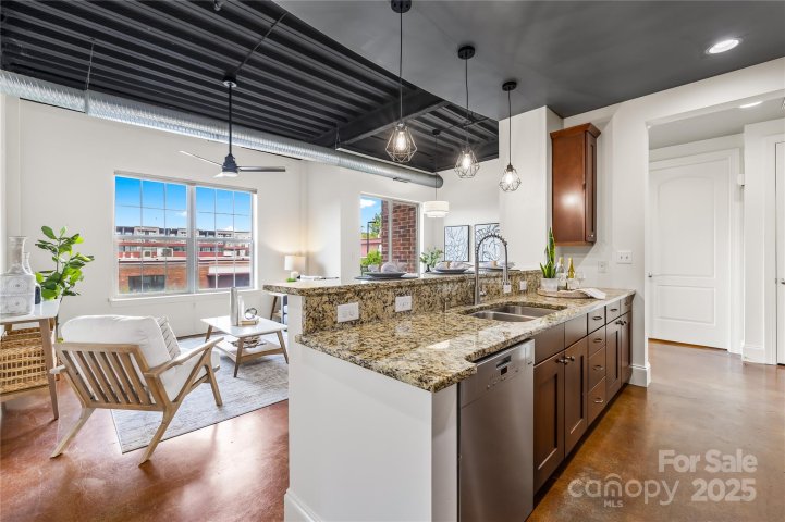 2338 Yadkin Avenue 205 sold home in 28th Row, Charlotte, NC