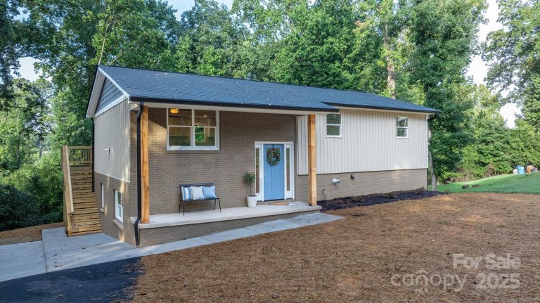 5626 Mountainside Court sold home in Northlakes, Hickory, NC