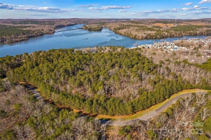 642 Whisper Lake Drive active home in Heron Bay, New London, NC