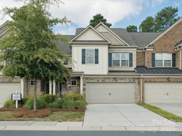 3161 Hartson Pointe Drive sold home in Bridgemill, Fort Mill, SC