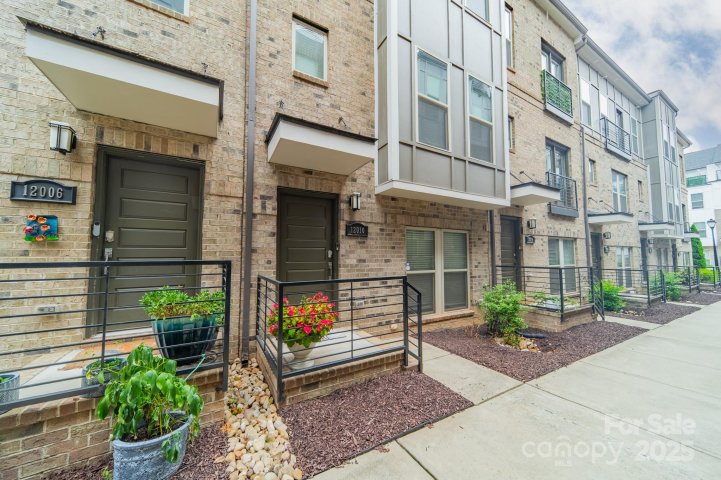 12010 Brooklyn Avenue sold home in Central Point, Charlotte, NC