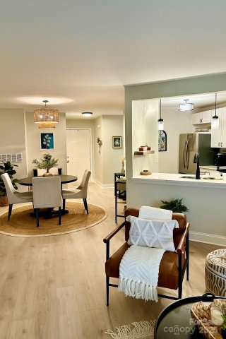 2536 Stradbrook Drive sold home in Creswick, Charlotte, NC