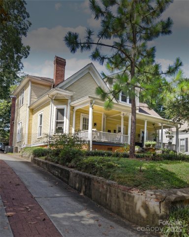 374 Union Street sold home in Historic District, Concord, NC