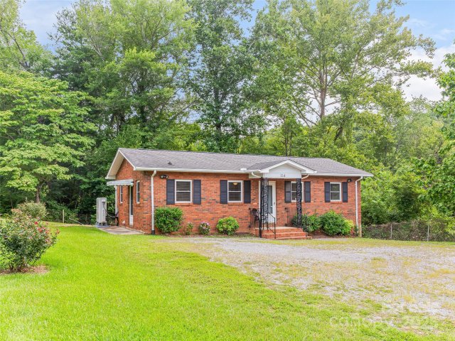 114 Marion Avenue sold home in Grovemont, Swannanoa, NC