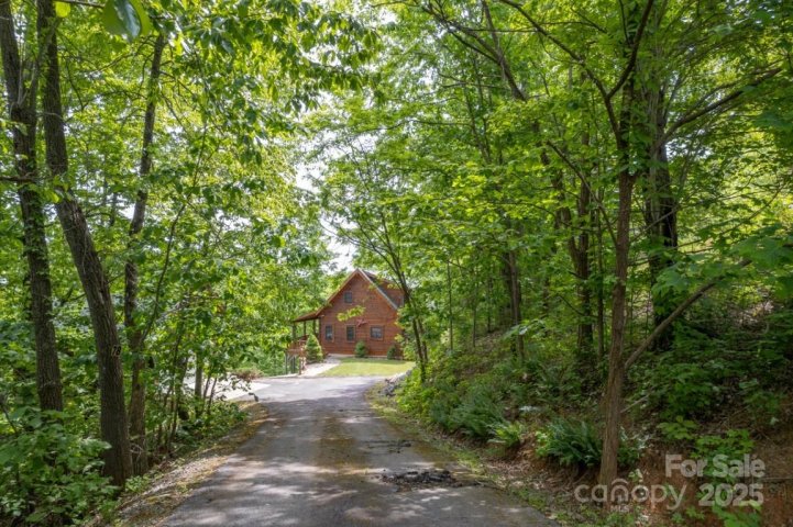 186 Black Ridge Drive active home in Yellowtop Mountain Estates, Bostic, NC
