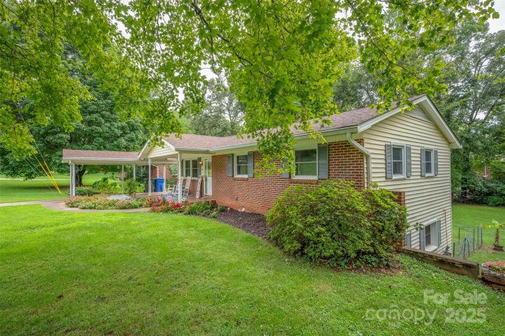170 Hodge Street sold home in Hillcrest, Rutherfordton, NC