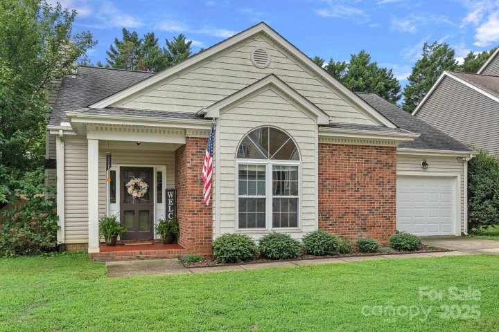 145 Ashford Hollow Lane sold home in Bridgeport, Mooresville, NC
