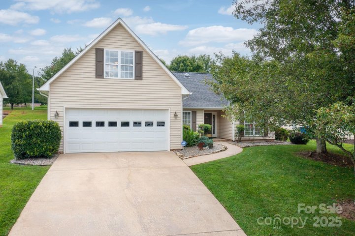 316 Pole Barn Drive sold home in Crowell Farms, Asheville, NC
