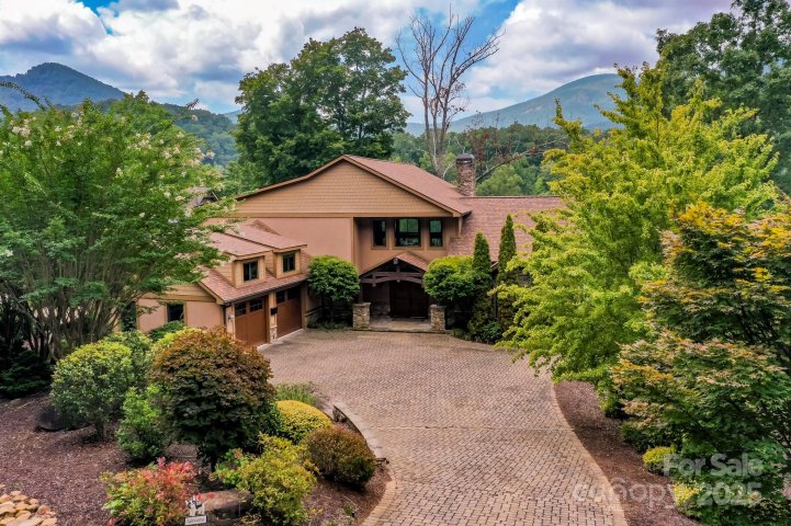 200 Chapel Point Road sold home in Firefly Cove, Lake Lure, NC