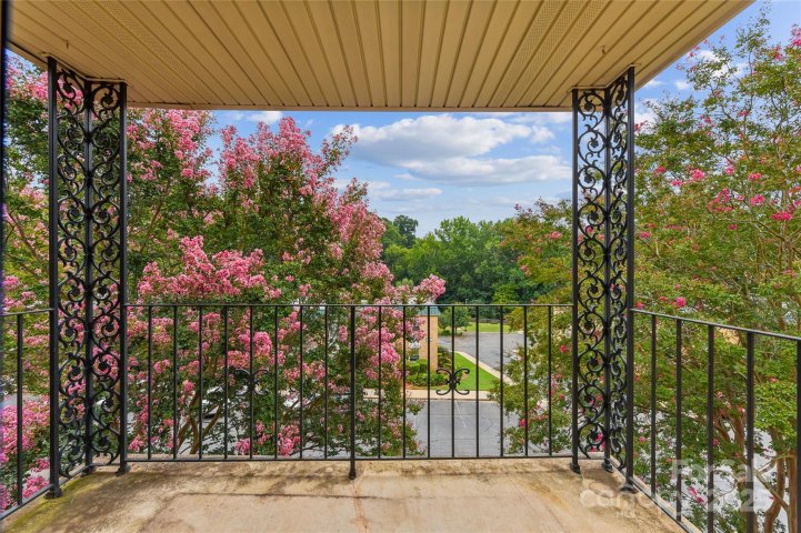 4735 Hedgemore Drive T sold home in Franciscan Terrace, Charlotte, NC