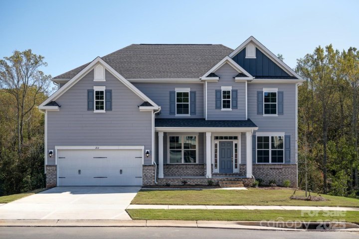 212 E Warfield Drive sold home in Oakridge Farms, Mooresville, NC