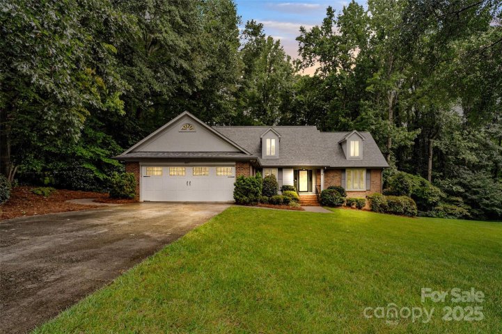 4217 Old Forge Drive sold home in Heritage Woods, Gastonia, NC
