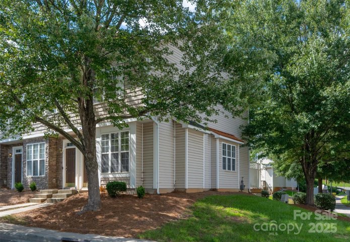 575 Goldstaff Lane sold home in Kings Creek, Charlotte, NC