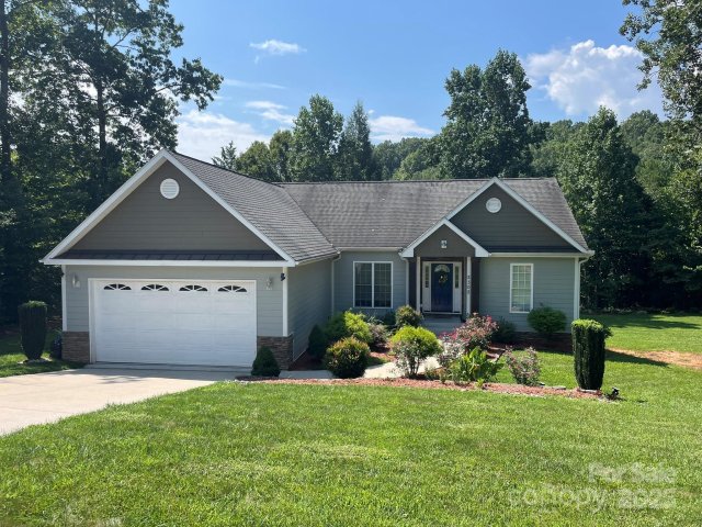 2302 Saratoga Run sold home in Belmont, Morganton, NC