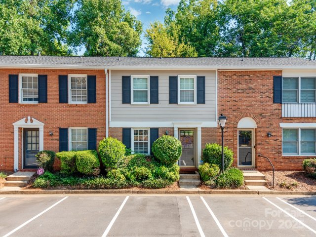 4605 Hedgemore Drive I sold home in Park Place, Charlotte, NC