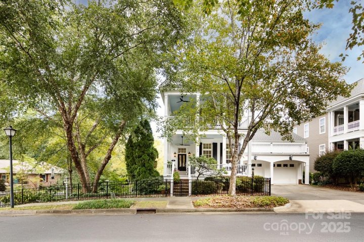 103 Caldwell Lane sold home in New Neighborhood/Old Davidson, Davidson, NC