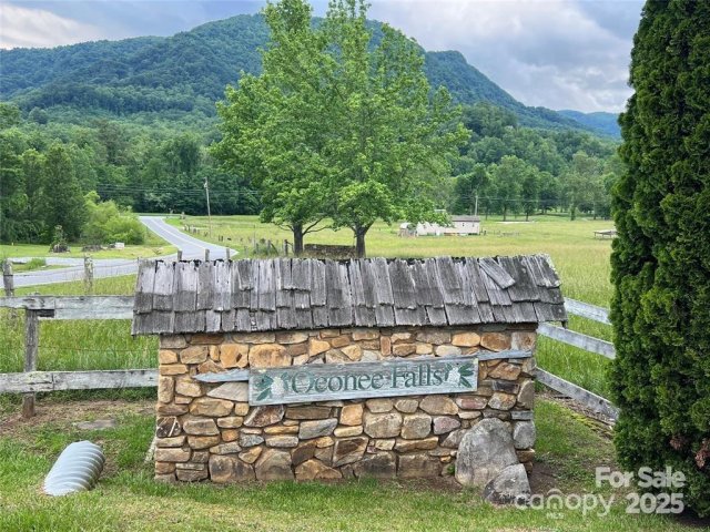 V L Fox Ridge Trail sold home in Fox Ridge, Marion, NC