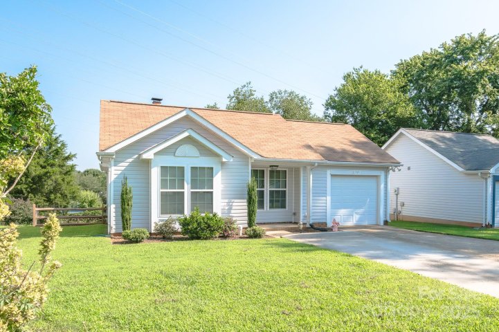 1709 Katherine Kiker Road sold home in Faires Farm, Charlotte, NC