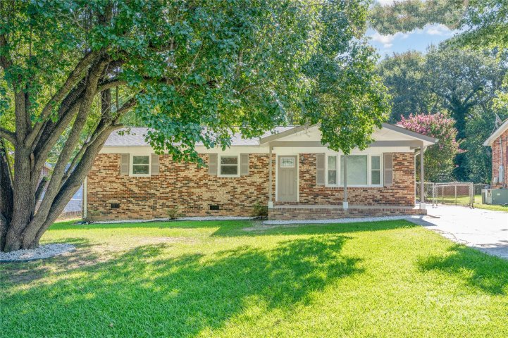 2506 Lyon Street sold home in Fleetwood Acres, Gastonia, NC
