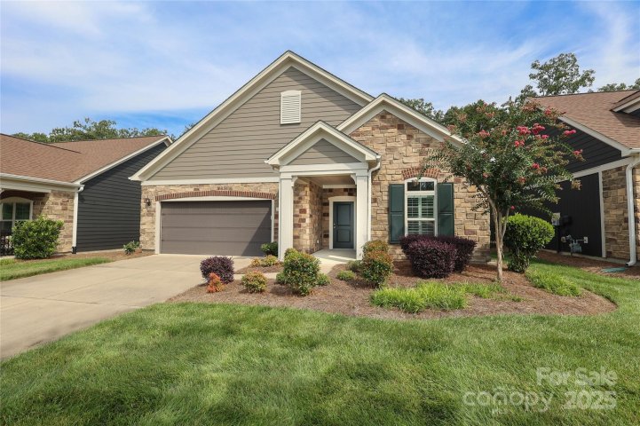 1188 Avalon Place sold home in The Courtyards at Emerald Lake, Matthews, NC