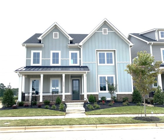 19048 Newburg Hill Road active home in Davidson Woods, Davidson, NC
