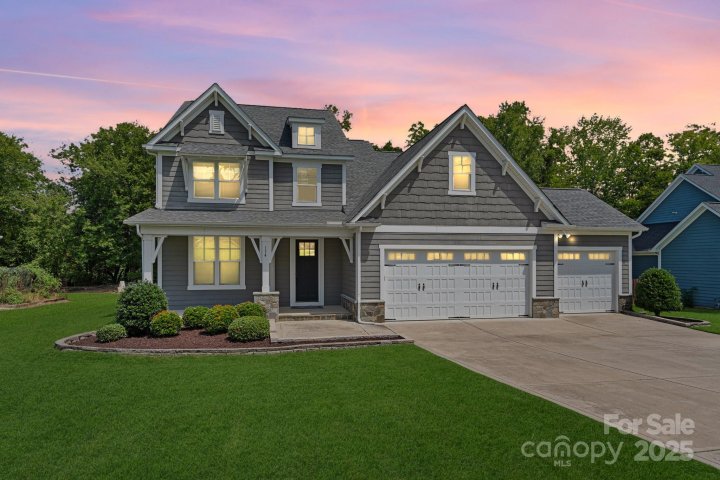 134 Country Lake Drive sold home in Creek Stone, Mooresville, NC