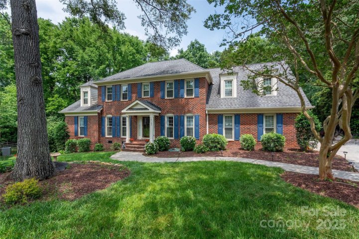 10105 Waterbrook Lane sold home in Berkeley, Charlotte, NC