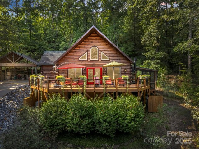 131 Blue Gill Drive sold home in Riverbend, Lake Lure, NC