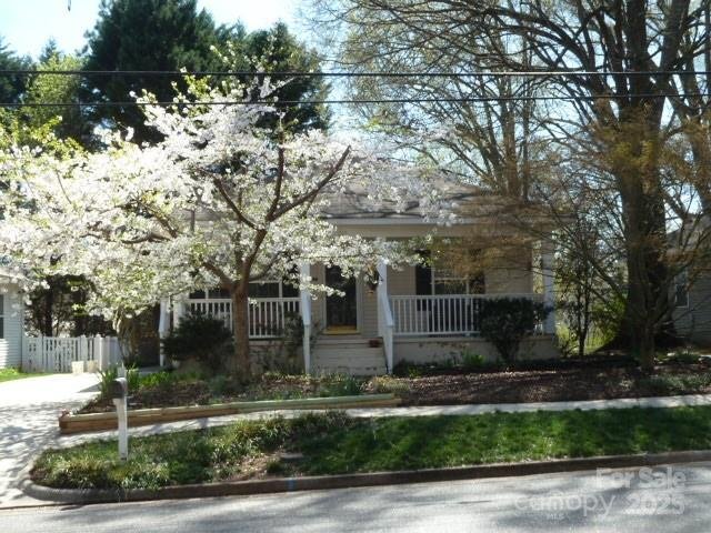 210 6th Street 36 sold home in Adams Bluff, Belmont, NC