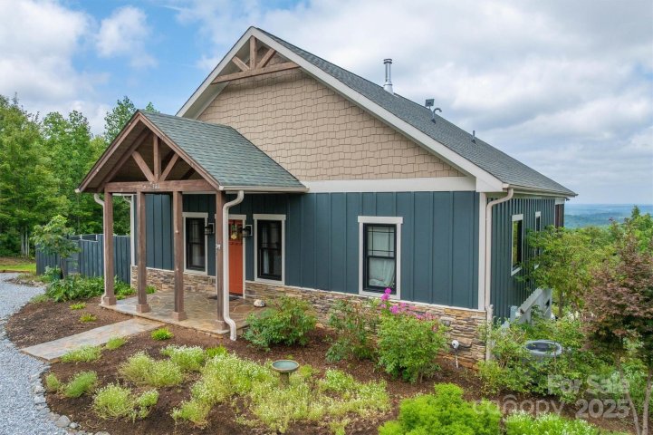 381 Scenic Overlook Drive active home in Grandview Peaks, Nebo, NC