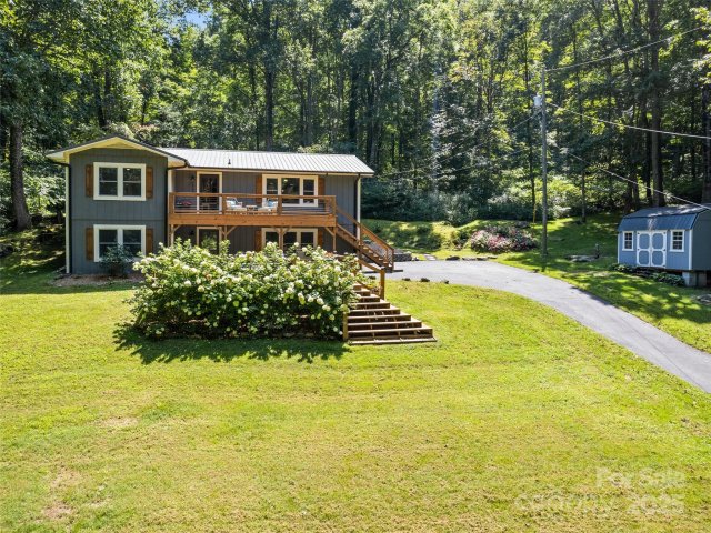 1903 Mauney Cove Road sold home in Apple Creek Acres, Waynesville, NC