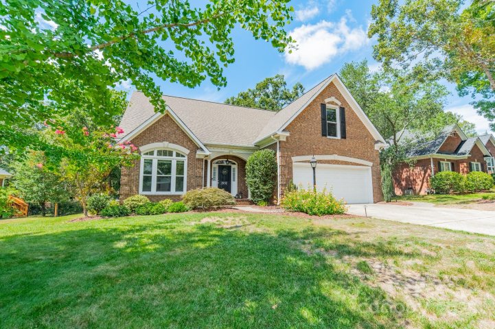 1932 Millbrook Lane sold home in STEVENS MILL, Matthews, NC
