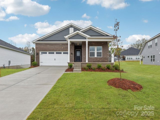 712 Palmer Pendleton Way active home in Brighton Springs, York, SC