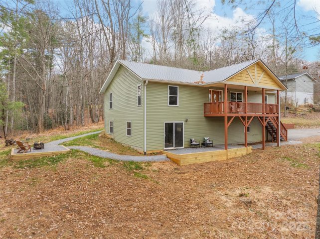 Homes in Sequoyah Hills, Fletcher
