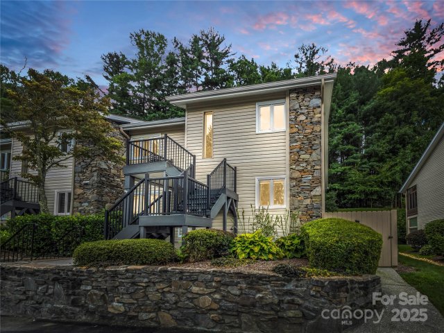 620 Britton Creek Drive 602 sold home in Britton Creek, Hendersonville, NC