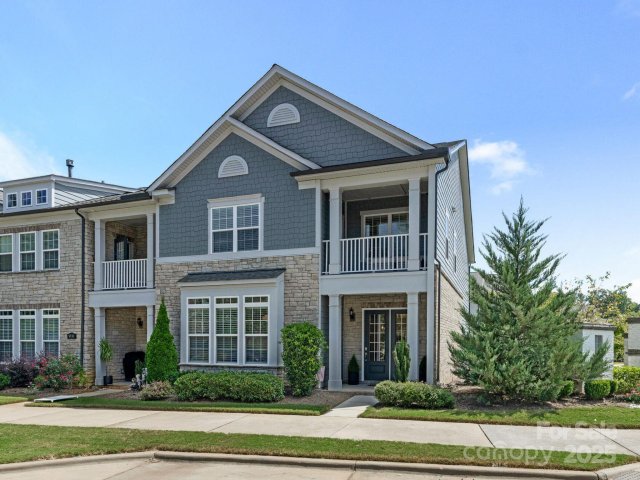 5735 Ardrey Kell Road sold home in Providence Village, Charlotte, NC