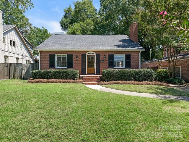 2837 Hillsdale Avenue sold home in Myers Park Manor, Charlotte, NC