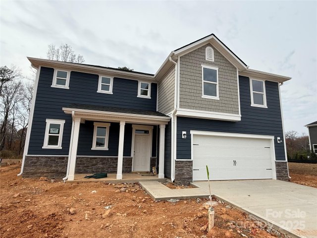 Homes in Wellington Pointe, Monroe