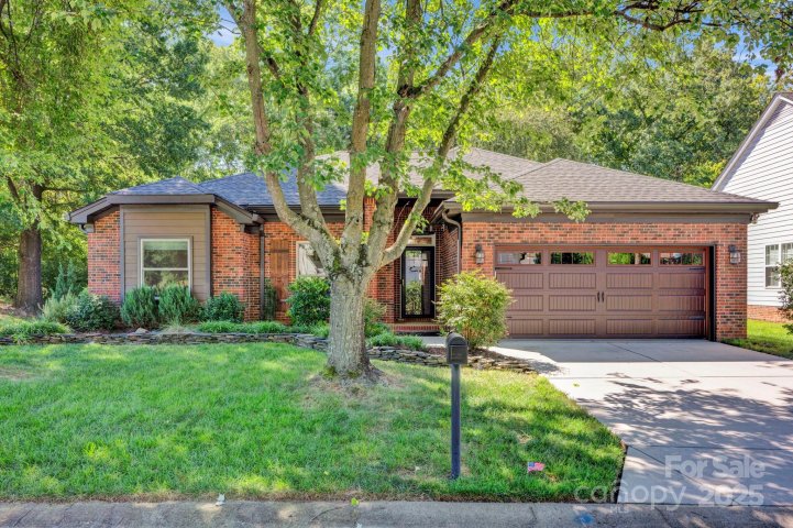 211 Southhaven Drive sold home in Bridgeport, Mooresville, NC
