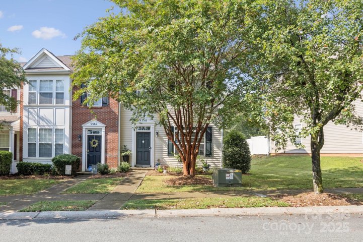 9358 Greenheather Drive sold home in Villages at Rosedale, Huntersville, NC