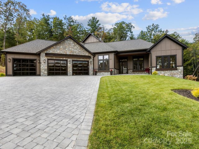 1071 Ascension Valley sold home in Horse Shoe Cove, Horse Shoe, NC