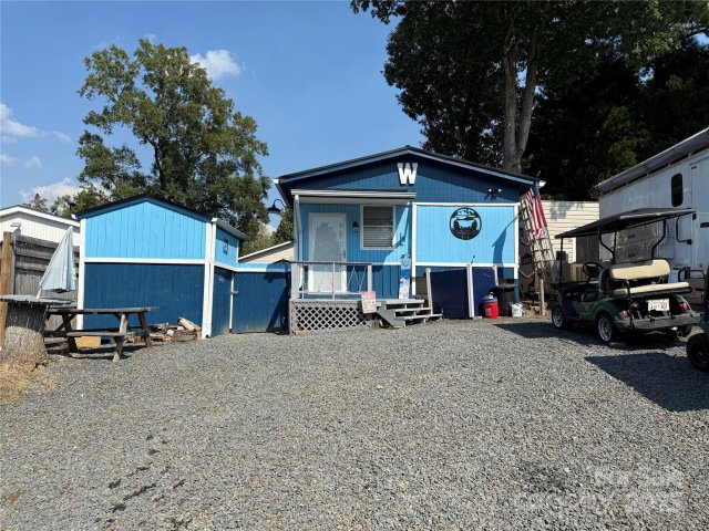 115 Hollywood Trail active home in Twin Harbor, Mount Gilead, NC