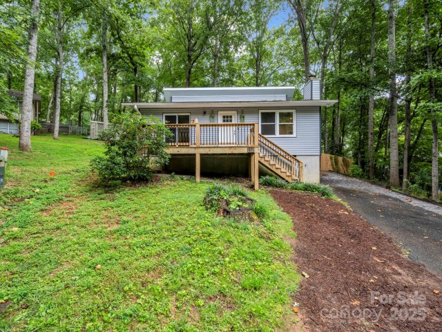 17 Valleywood Court sold home in Sunset Ridge, Asheville, NC