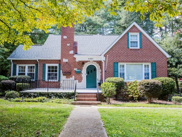 1301 Midwood Drive sold home in Wesley Park, Gastonia, NC